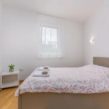 Marina By Seeadria Agency Appartement *